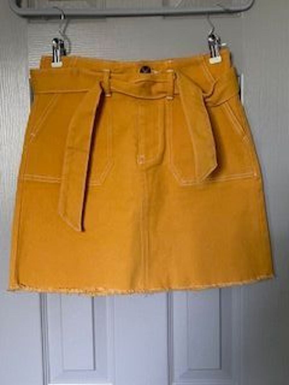 #B736 PRE-LOVED Chelsea & Violet belted carpenter denim mini skirt size small